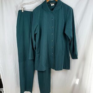 Green Button-Up Women's Pants & Tunic Set